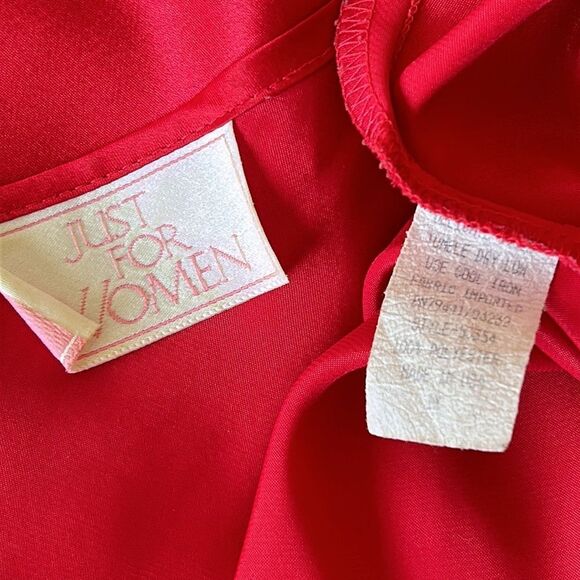 Vintage red slip nightgown size 1X - Picture 6 of 16
